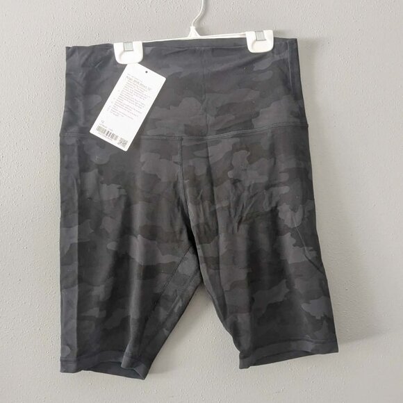 Align Super High Rise Short *10" - Picture 3 of 4